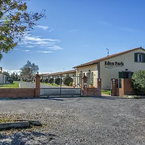 伊登公园度假酒店